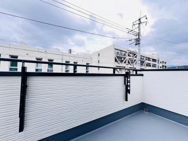 青梅市裏宿町 戸建 バルコニー