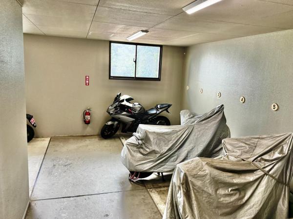 ライオンズマンション寒川第２ 駐輪場
