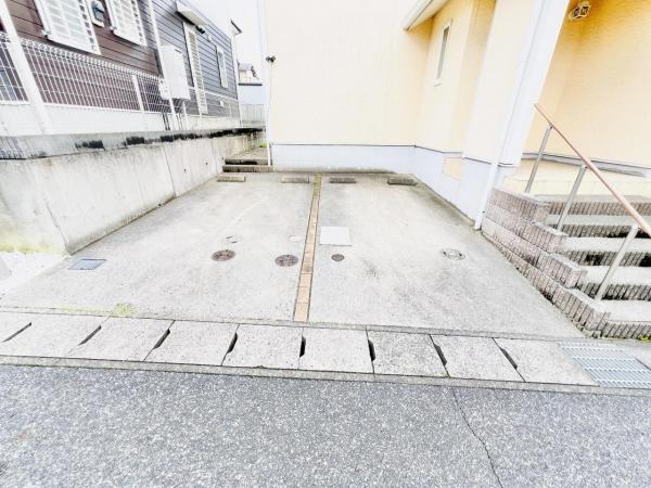 木更津市羽鳥野２丁目 中古戸建 駐車場