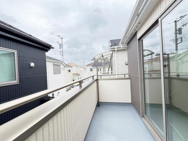 平塚市東真土４丁目 中古戸建 バルコニー