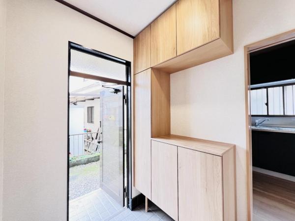 あきる野市五日市 中古戸建 玄関(共用部)