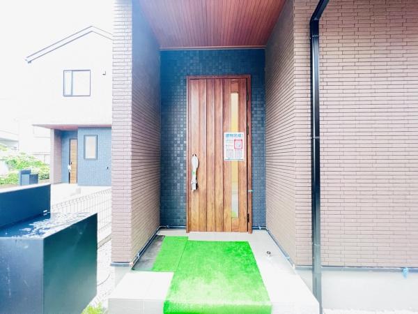 相模原市緑区東橋本４丁目 戸建 玄関