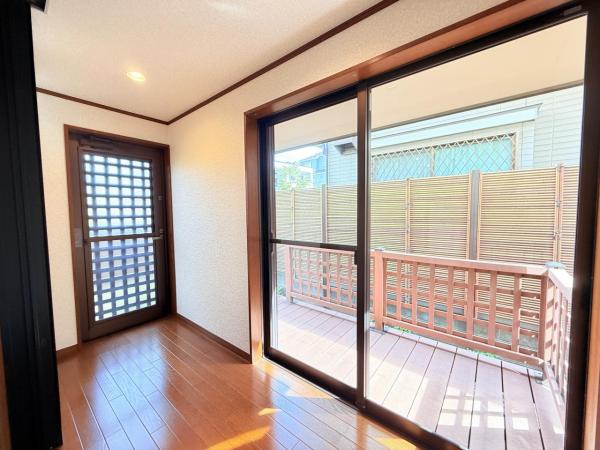 千葉市若葉区桜木北一丁目 リビングダイニング