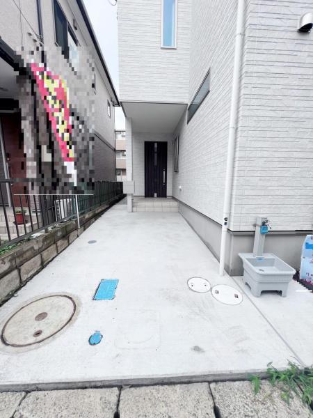 高座郡寒川町岡田２丁目 戸建 駐車場