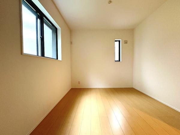 藤沢市花の木 戸建 洋室