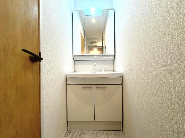 藤沢市花の木 戸建 洗面化粧台