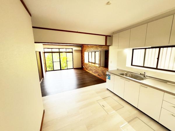 小田原市鴨宮 中古戸建 リビング