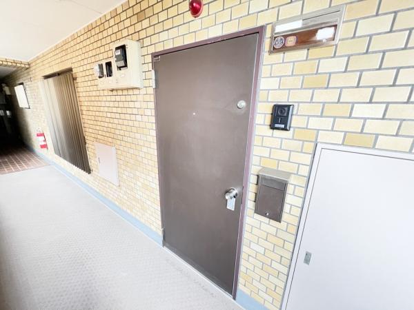 ライオンズマンション登戸第2 玄関