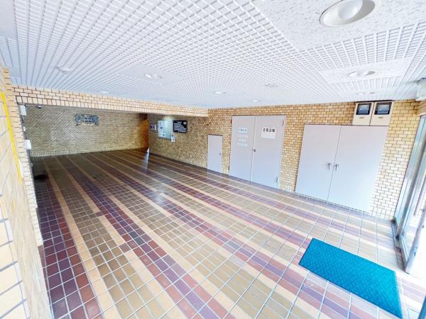 ライオンズマンション登戸第2 エントランスホール