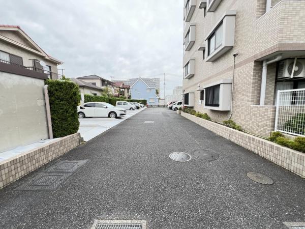 ライオンズマンション川越南古谷第３ 敷地内駐車場