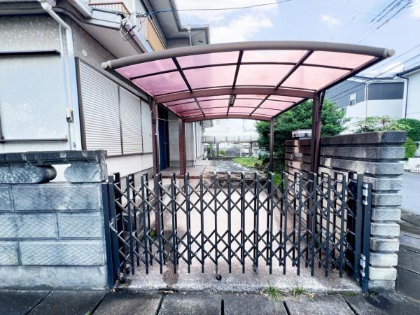 宇都宮市平松本町 中古戸建 駐車場