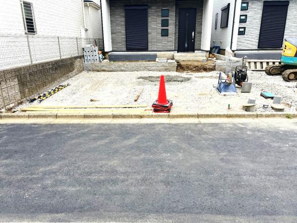 藤沢市湘南台６丁目 戸建 駐車場