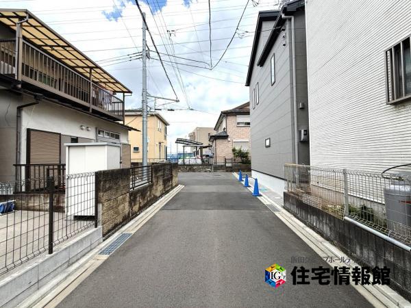 藤沢市葛原 新築戸建 前面道路含む現地写真
