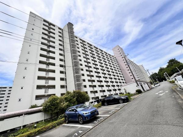 東建座間ハイツ1号棟 外観写真