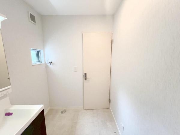 平塚市片岡 中古一戸建 脱衣所