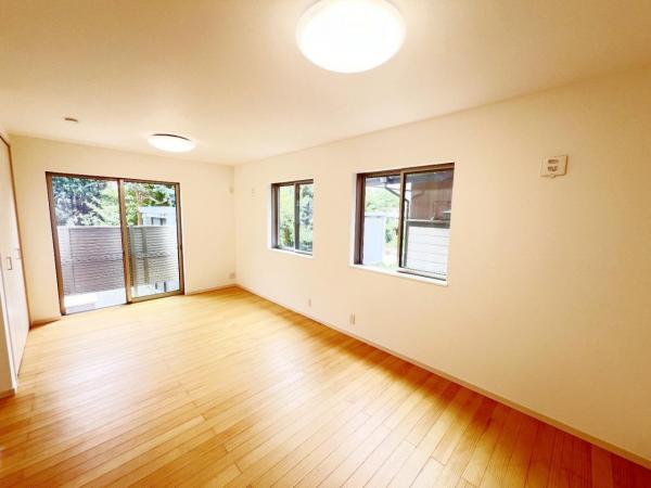 平塚市片岡 中古一戸建 寝室