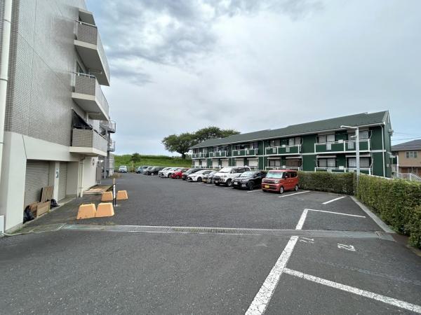 リバーサイド川越 駐車場