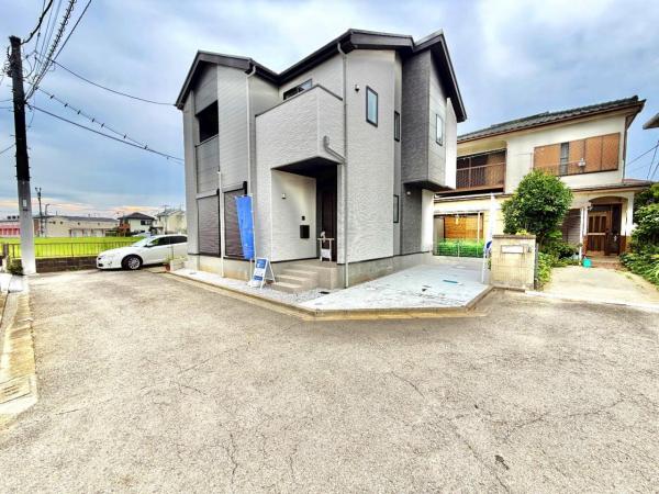 茅ヶ崎市松尾 戸建 前面道路含む現地写真