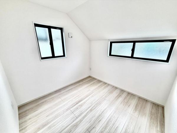 茅ヶ崎市東海岸北５丁目 戸建 子供部屋