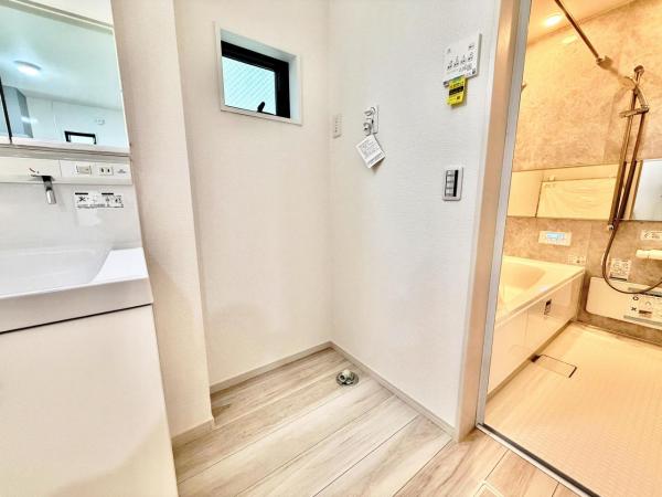 茅ヶ崎市東海岸北５丁目 戸建 ランドリースペース