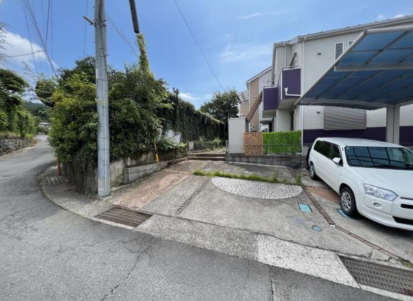 南足柄市狩野 中古戸建 駐車場