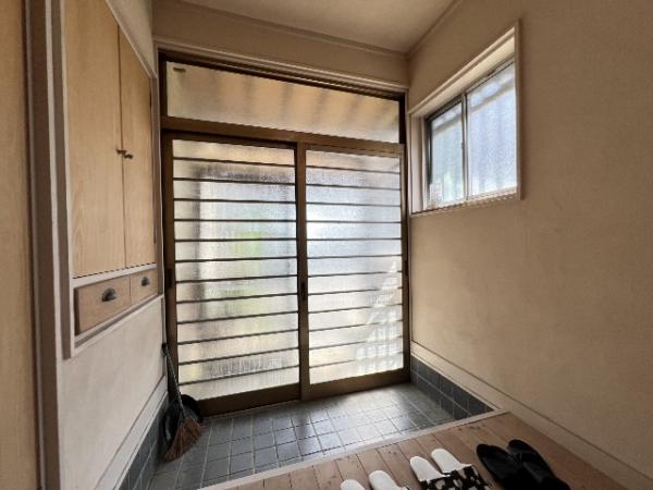 川越市今成４丁目 中古戸建 玄関