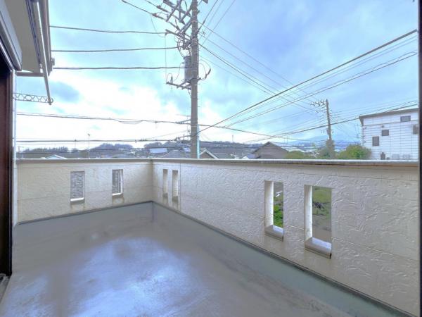 南足柄市塚原 中古戸建 バルコニー