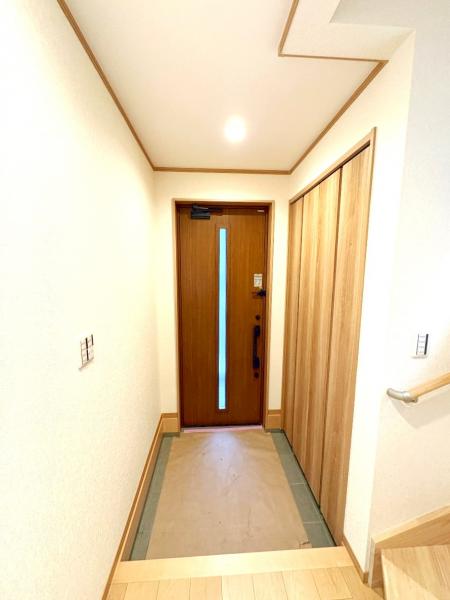 藤沢市大鋸 戸建 玄関