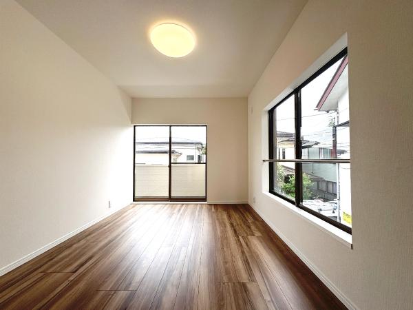 藤沢市大鋸三丁目戸建 洋室