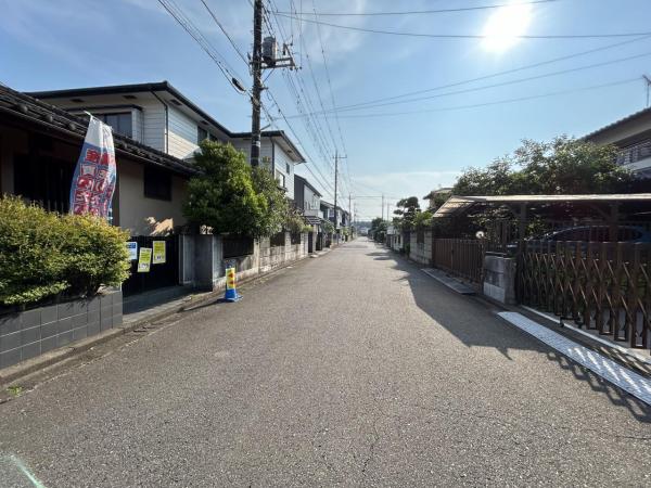 川越市川鶴３丁目 中古戸建 前面道路含む現地写真