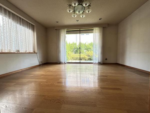 川越市川鶴３丁目 中古戸建 リビングダイニング