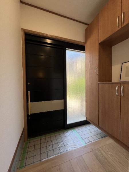川越市岸町１丁目 中古戸建 玄関