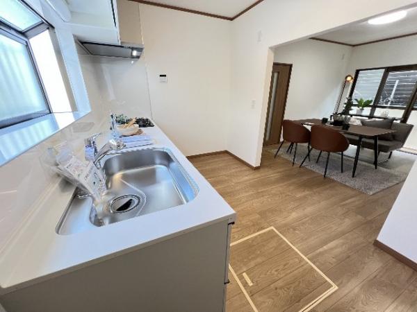 川越市岸町１丁目 中古戸建 ダイニングキッチン