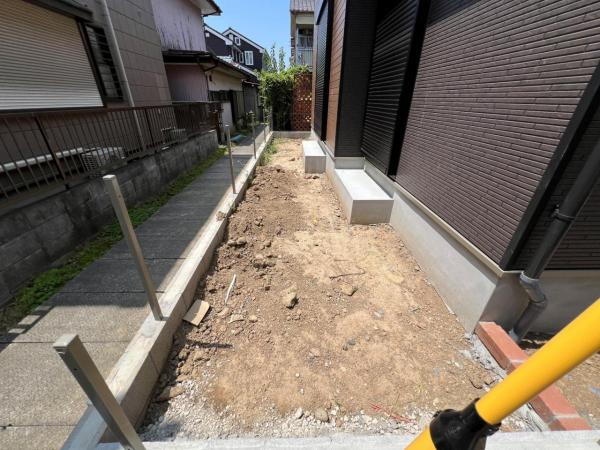 春日部市一ノ割1丁目497番 庭