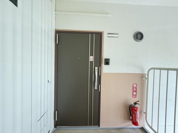湘南長沢グリーンハイツ6ー3号棟 玄関