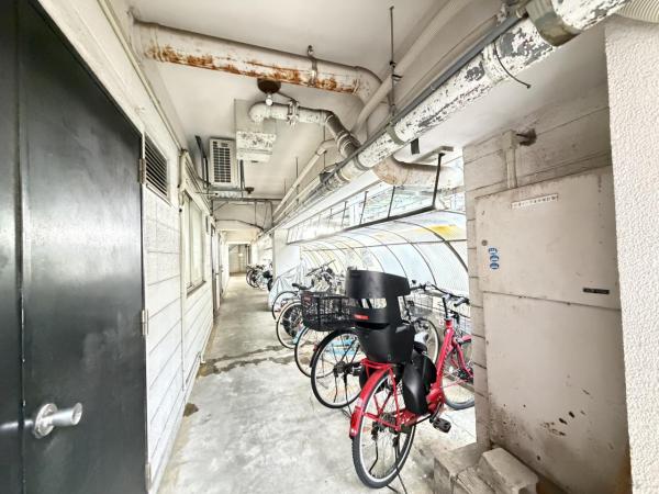エリカオリエントマンション 駐輪場