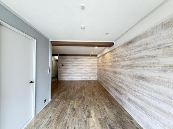 エリカオリエントマンション リビングダイニング