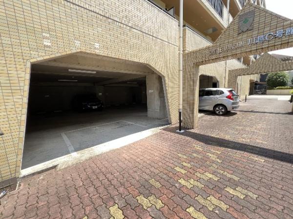 キャッスルマンション川越C号棟 敷地内駐車場