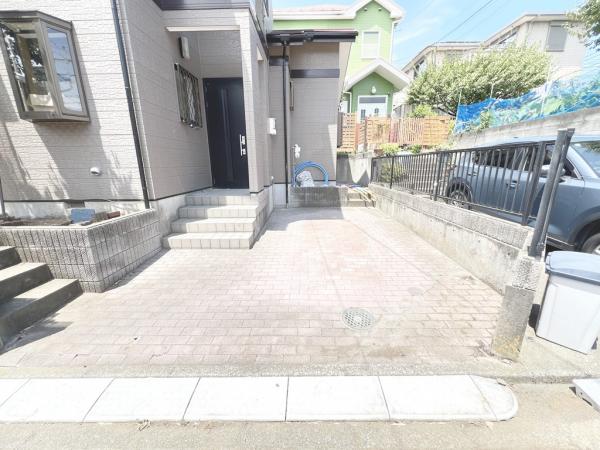 藤沢市大鋸 中古戸建 駐車場