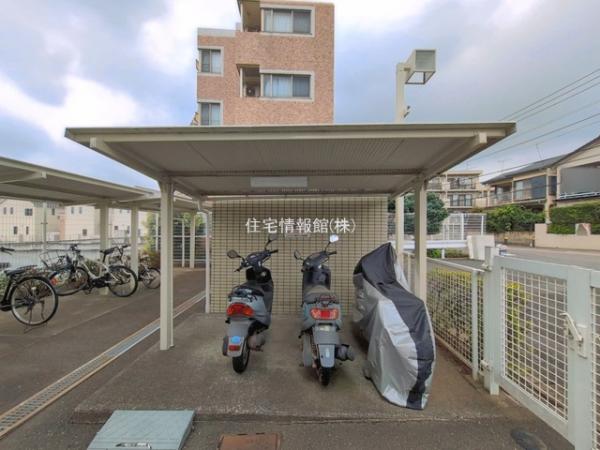 コスモテラス東百合丘 