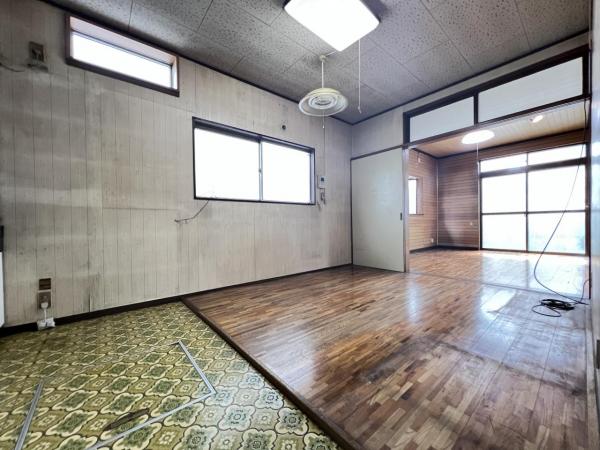 鶴ヶ島市大字上広谷 中古戸建 ダイニング