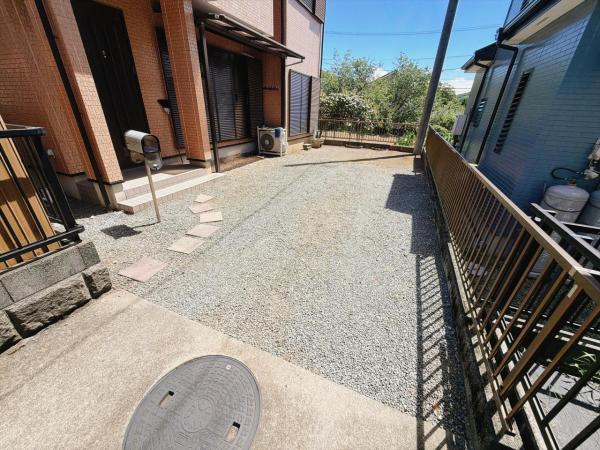 秦野市渋沢 中古戸建 庭