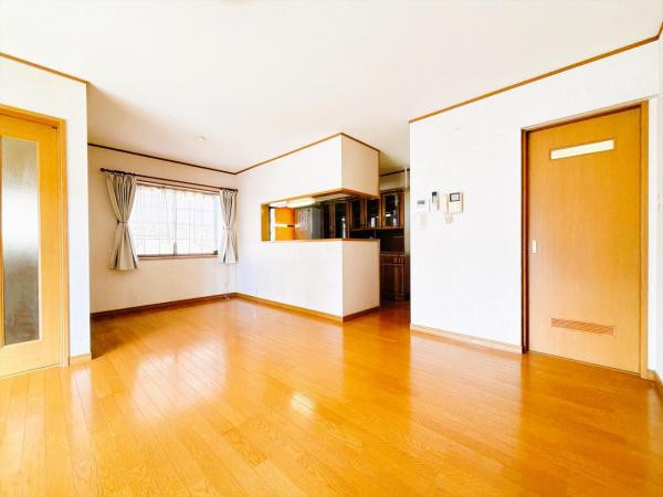 秦野市渋沢 中古戸建 ダイニングキッチン