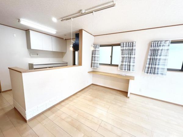 伊勢原市小稲葉 中古戸建 ダイニング