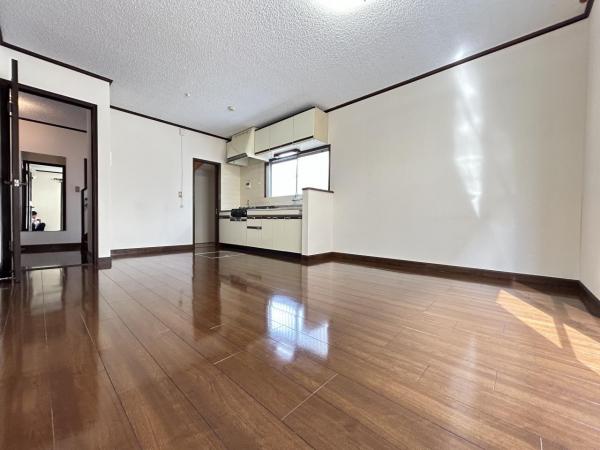 川越市大塚２丁目 中古戸建 リビング