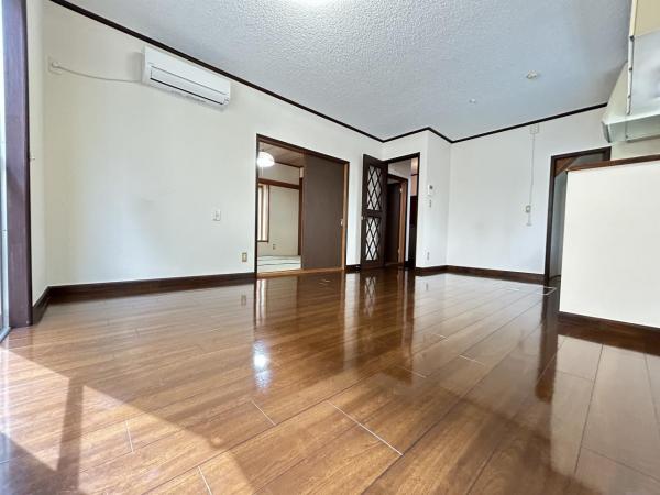 川越市大塚２丁目 中古戸建 リビングダイニング