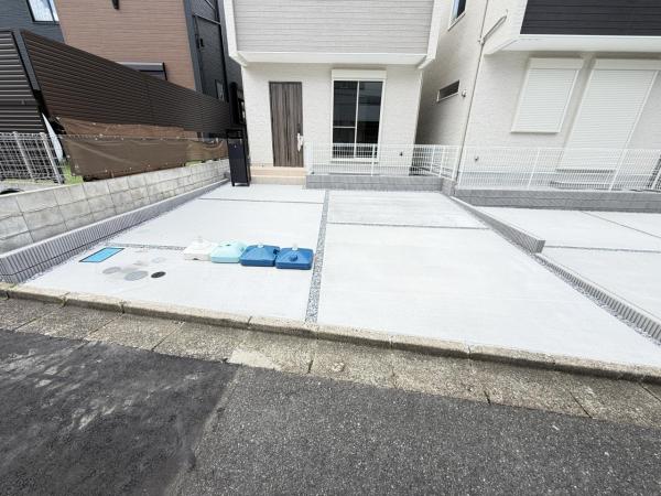公郷町六丁目 駐車場