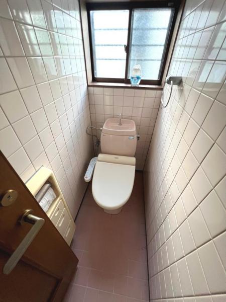 春日部市一ノ割４丁目 中古戸建 トイレ