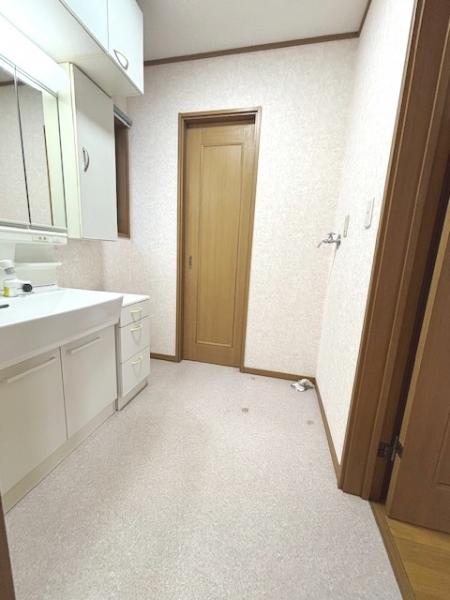 愛甲郡愛川町田代 中古戸建 脱衣所