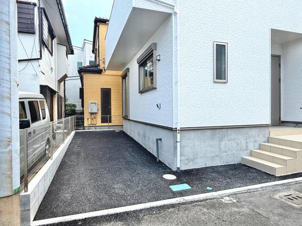 茅ヶ崎市中島 新築戸建 駐車場